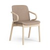 Amstelle sillón de madera Swedese. Elegante y moderno. Gran variedad de combinaciones disponibles