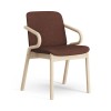 Amstelle sillón de madera Swedese. Elegante y moderno. Gran variedad de combinaciones disponibles