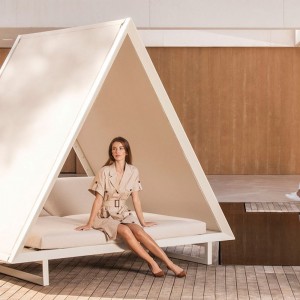 Cama con techo Daybed Frame Vineyard. Vondom