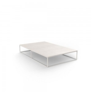 Mesa auxiliar Pixel de Vondom. Muebles y complementos de exterior.