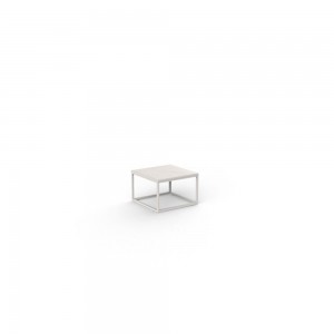 Mesa auxiliar Pixel de Vondom. Muebles y complementos de exterior.
