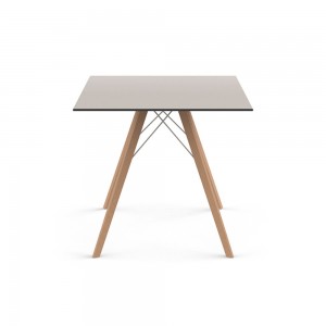 Mesa cuadrada Faz Wood dining table. Vondom