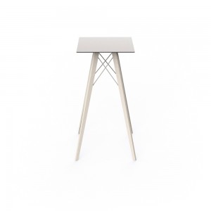 Mesa cuadrada alta Faz Wood para bar y taburetes Vondom