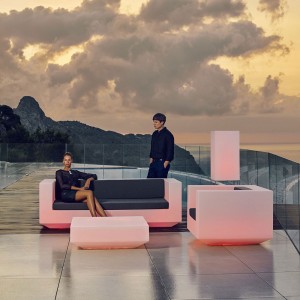 Sofá Vela 220 con Luz Led Interior opcional y Tacos Antideslizantes