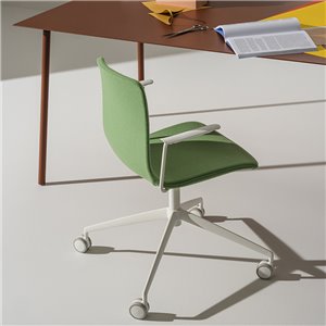 Silla Aava 02 tapizada Ruedas Arper