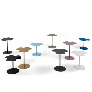 Mesa auxiliar Flower de Bontempi. Complementos de hogar de diseño italiano.