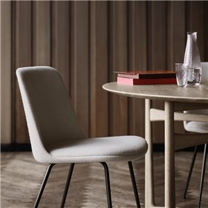 Silla Rely tapizada &Tradition