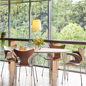 Sillón Lily madera Fritz Hansen