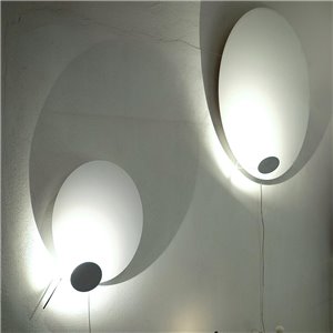 Aplique pared Eclipse ellipse Ingo Maurer