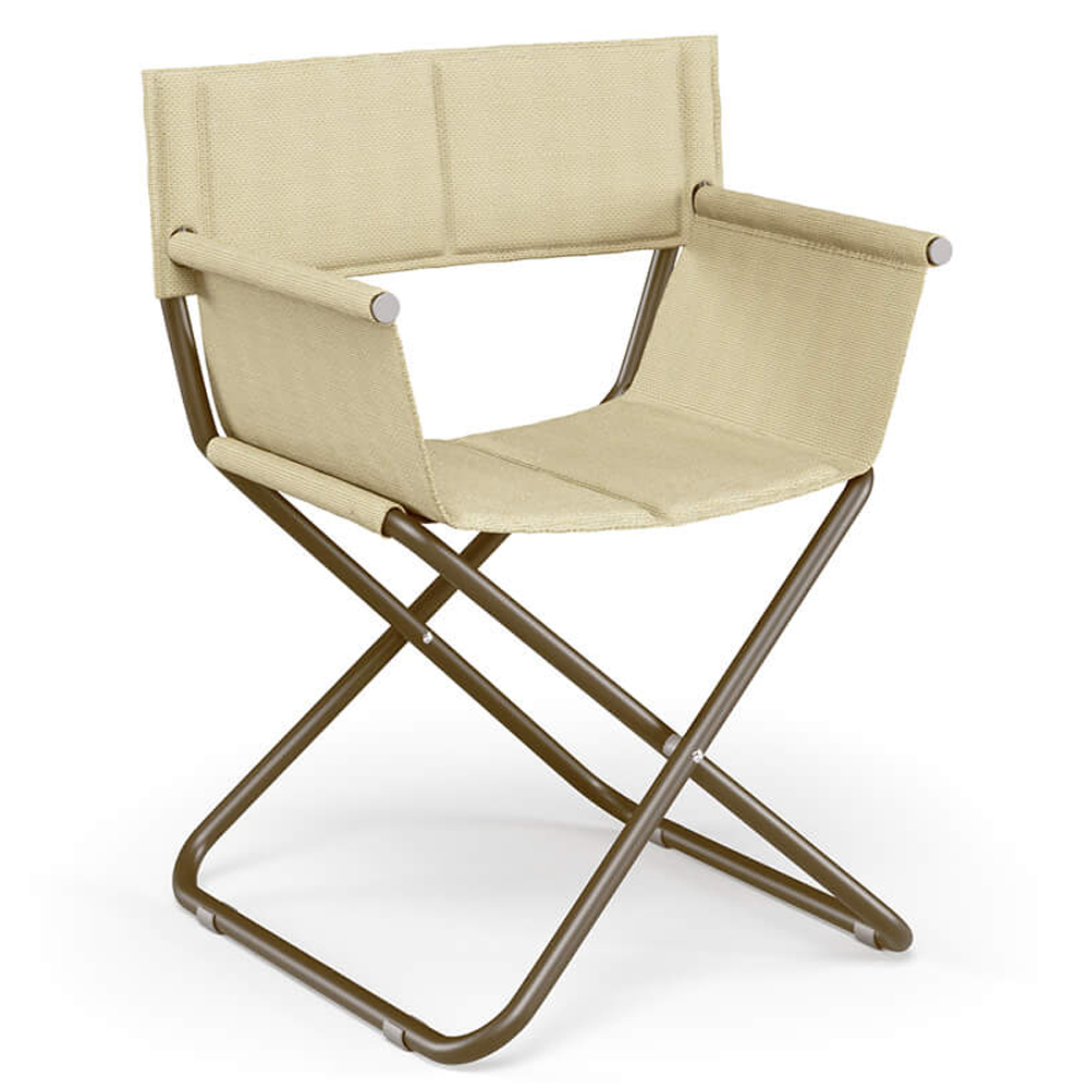 Silla director Snooze Emu