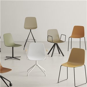Sillón Maarten base giratoria Viccarbe