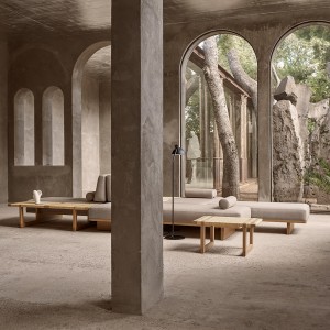 Banco BM0488 Oferta de Carl Hansen and Son. Diseño atemporal, versátil y moderno que llena cualquier espacio.