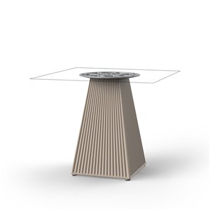 Mesa baja Gatsby cuadrada Vondom