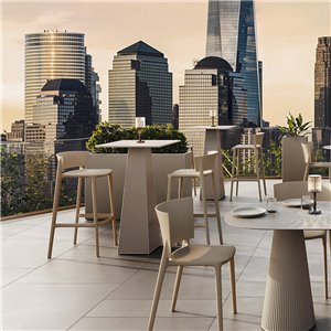 Mesa alta Gatsby cuadrada Vondom