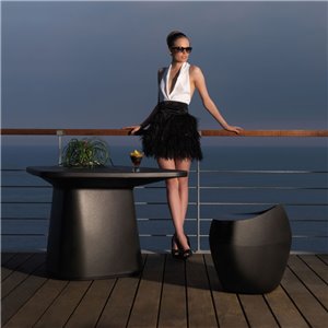 Mesa Macetero Noma Medium con Autorriego, de Color Hielo con Luz Led