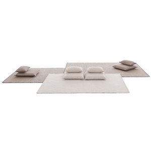 Puf Nomad Tuareg white GAN