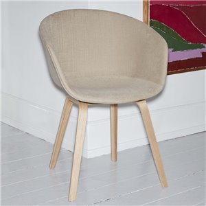 Silla AAC 23 tapizada Hay