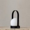 Lámpara portable Carrie Oferta de Audo Copenhagen. Lámparas de diseño portátil para su uso en interiores o exteriores.