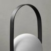 Lámpara portable Carrie Oferta de Audo Copenhagen. Lámparas de diseño portátil para su uso en interiores o exteriores.