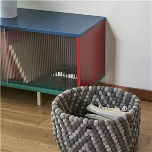 Aparador Colour Cabinet piso vidrio Hay