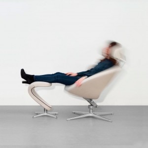 Reposapiés Peel de Variér. Reposapiés ergonómico para el sillón Peel.