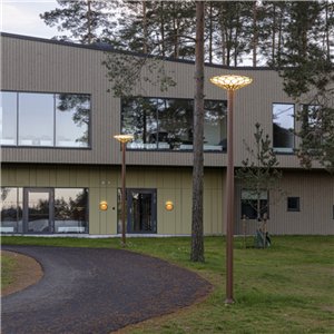 Lámpara pie LP Nest outdoor Louis Poulsen