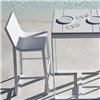Taburete alto con respaldo Flat Gandia Blasco