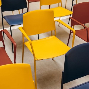 Sillón Ema 4L polipropileno Enea