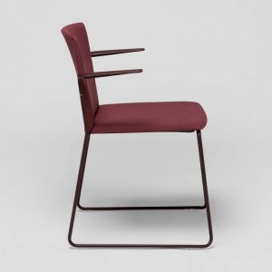 Sillón Ema patín tapizada Enea