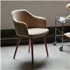 Sillón Rely madera tapizada &Tradition