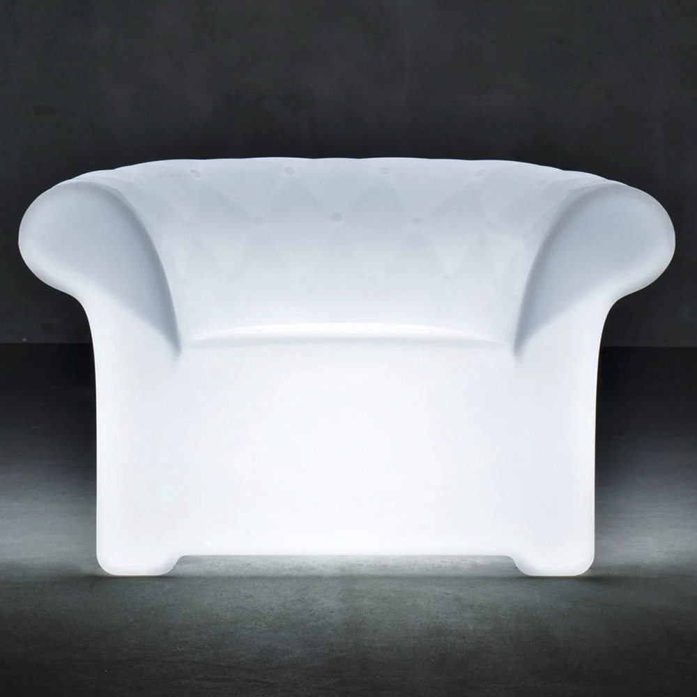 Sillón con luz  Sirchester Serralunga