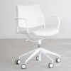 Sillón Gas Ruedas Tapizado de Stua. Excelente para espacios interiores-
