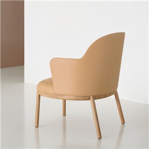 Butaca Aleta Lounge base madera Viccarbe
