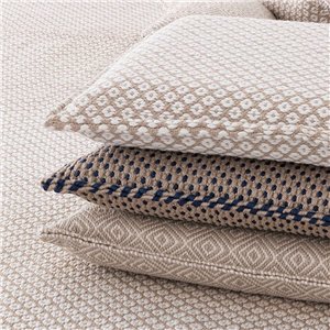 Puf Nomad Tuareg white GAN