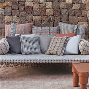 Cojín Big Garden Layers Diagonal almond-peach GAN