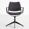 Sillón Gas Autoretorno Tapizado de Stua. Excelente sillón para usar en espacios interiores.