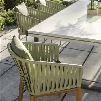 Mesa comedor extensible Bitta Kettal