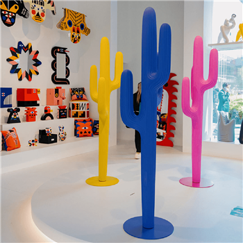 Perchero Saguaro Indoor Qeeboo