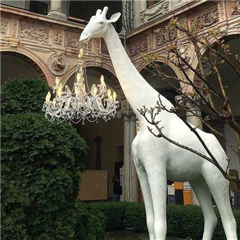 Lámpara de pie Giraffe in Love Outdoor Qeeboo