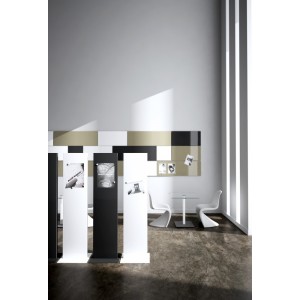Panel vertical Lit de Systemtronic. Muebles oficina diseño.