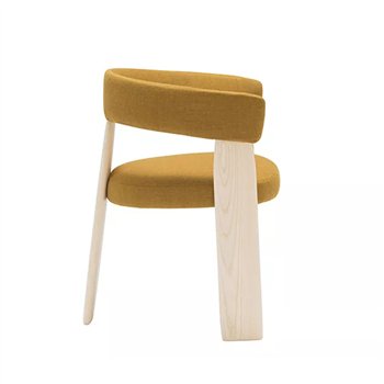 Sillón Oru - Asiento y respaldo tapizado