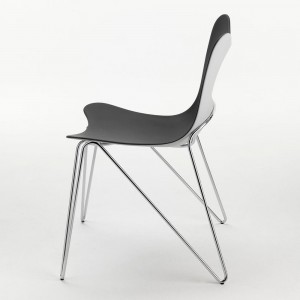 Silla Trip de Casprini. Sillas apilables de polipropileno modernas. Diseño italiano.