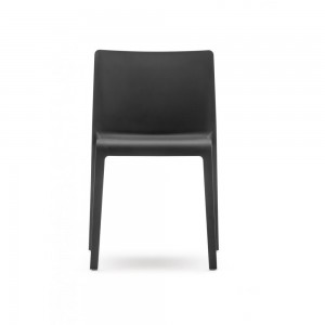 Silla Volt 670/673 de Pedrali. Sillas de diseño. Sillas modernas de exterior.