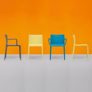Silla Volt 670/673 de Pedrali. Sillas de diseño. Sillas modernas de exterior.