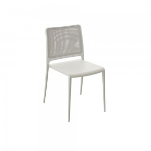 Silla Mya 701 de Pedrali. Sillas de diseño. Sillas modernas para espacios contract.