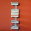 Revistero de pared Booksbaum de Radius design. Mobiliario y complementos de hogar