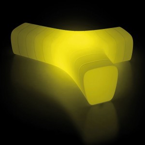 Banco Jetlag Light de Plust Collection. Mobiliario y complementos de exterior.