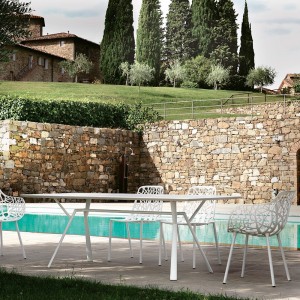 Mesa rectangular Radice Quadra de Diseño moderno para exteriores de Fast.