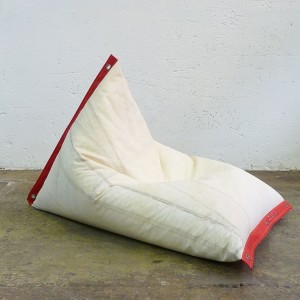 Puf Genois limited de DVelas. Muebles de exterior DVelas