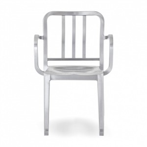 Mecedora brazos Heritage de Emeco. Mecedora aluminio